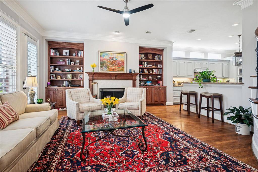 5932 Preston Gate Court, Dallas, TX 75230