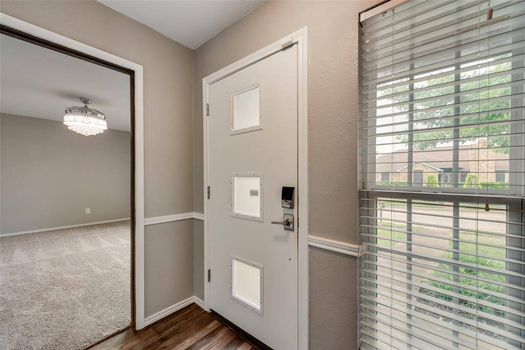 9408 Cedar Run Drive, Dallas, TX 75227