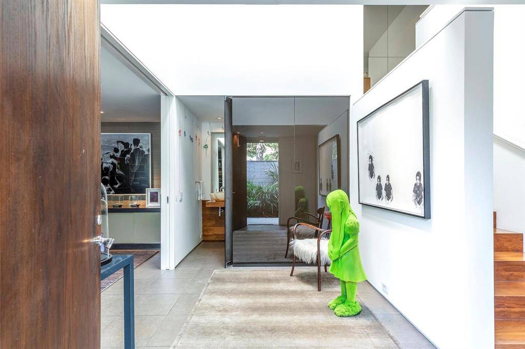 2845 Lee Street, Dallas, TX 75206