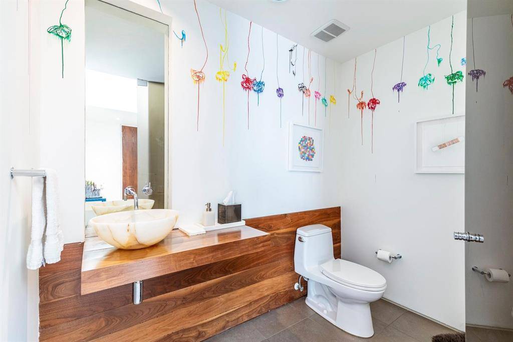 2845 Lee Street, Dallas, TX 75206