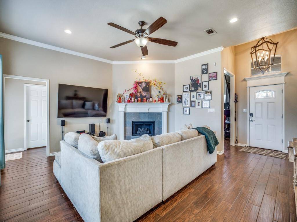 5204 Gaelic Court, Denton, TX 76208