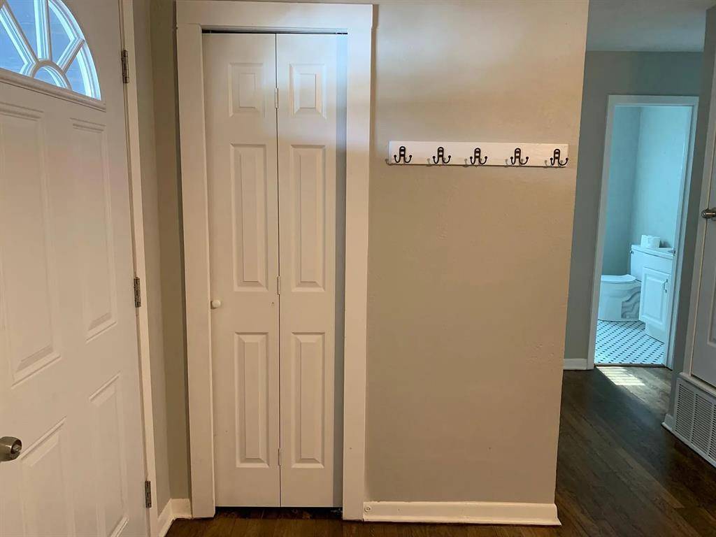 244 S Caddo Street, Lipan, TX 76462