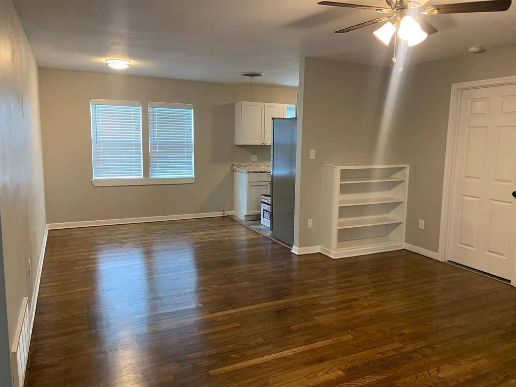 244 S Caddo Street, Lipan, TX 76462