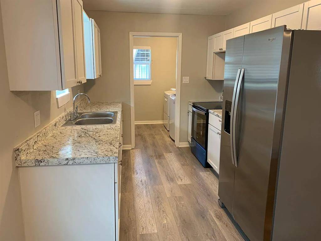 244 S Caddo Street, Lipan, TX 76462