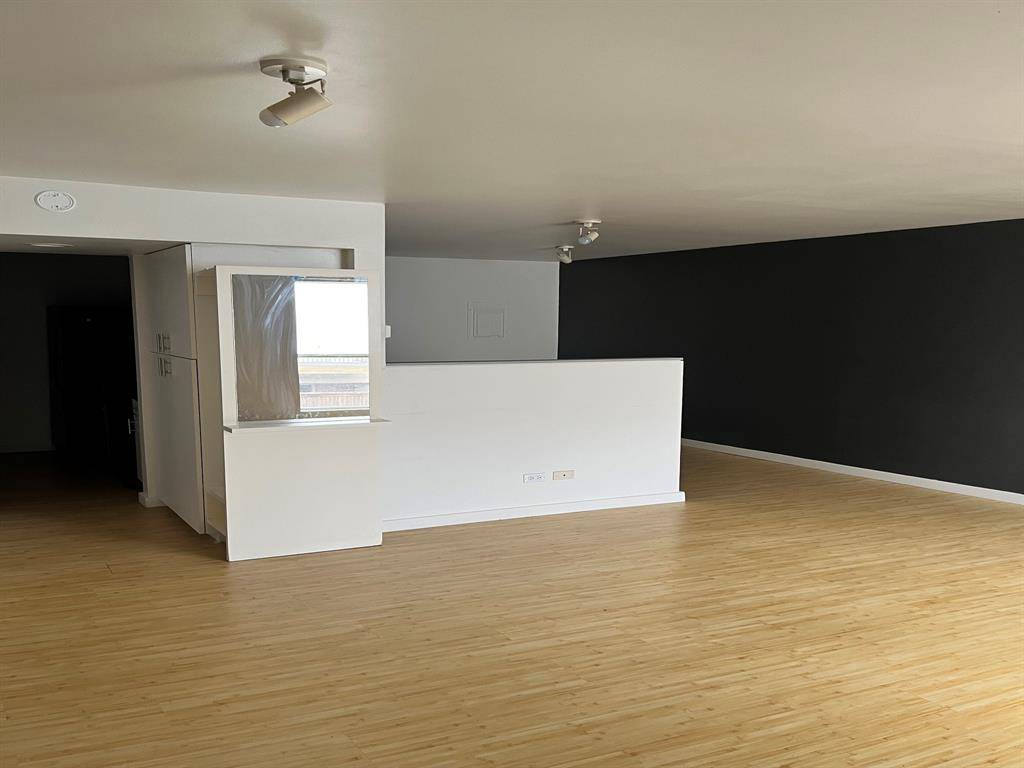 4343 Travis Street #10, Dallas, TX 75205