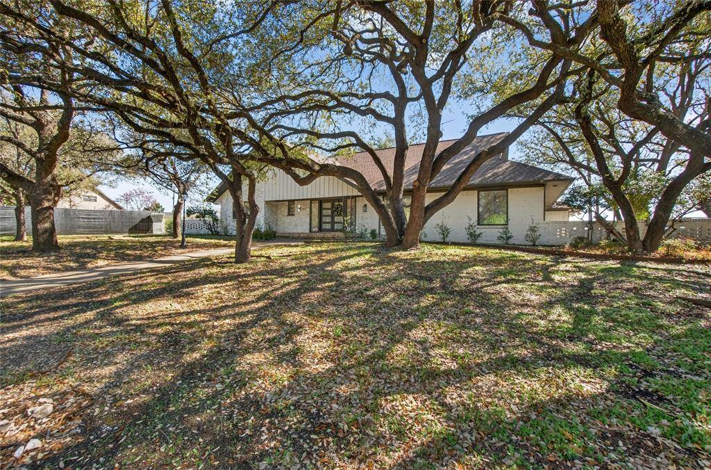 6873 Greenwich Lane, Dallas, TX 75230