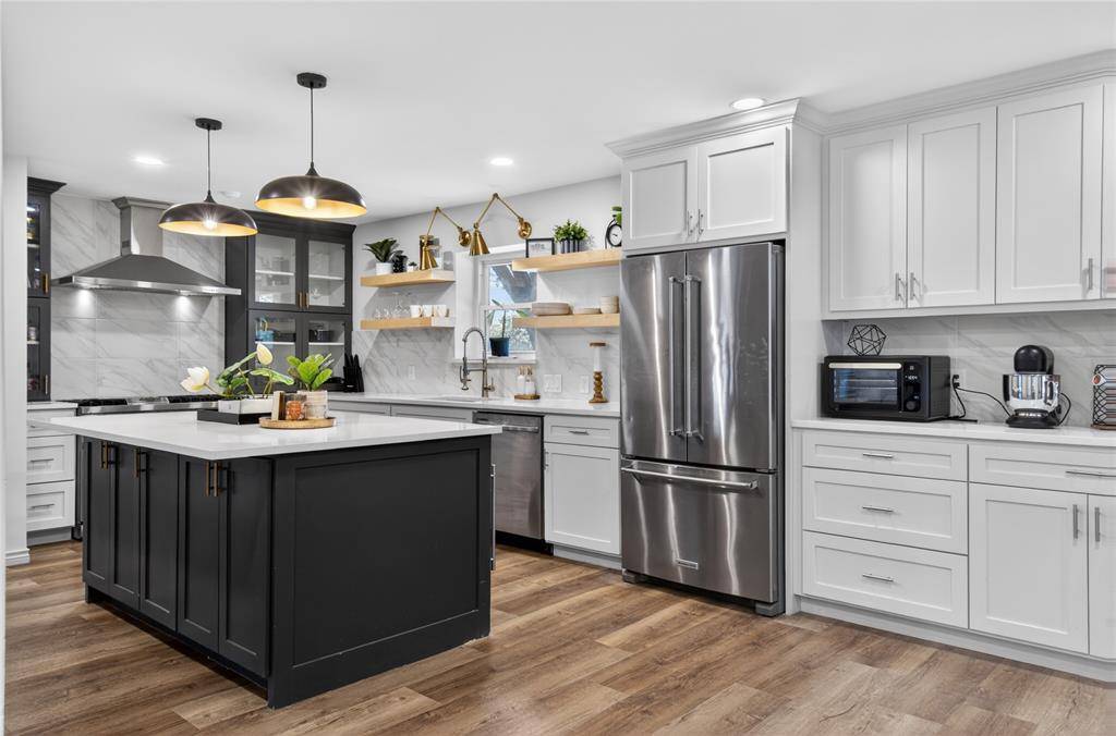 6873 Greenwich Lane, Dallas, TX 75230