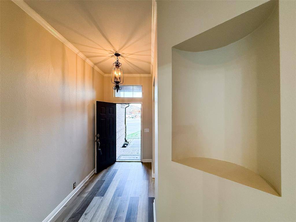 6908 Hayling Way, Denton, TX 76210