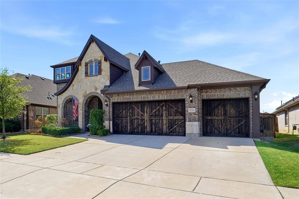 1816 Campground Way, Aubrey, TX 76227