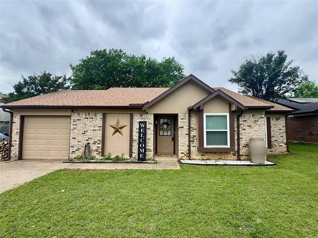 5665 Whitley Road, Haltom City, TX 76148