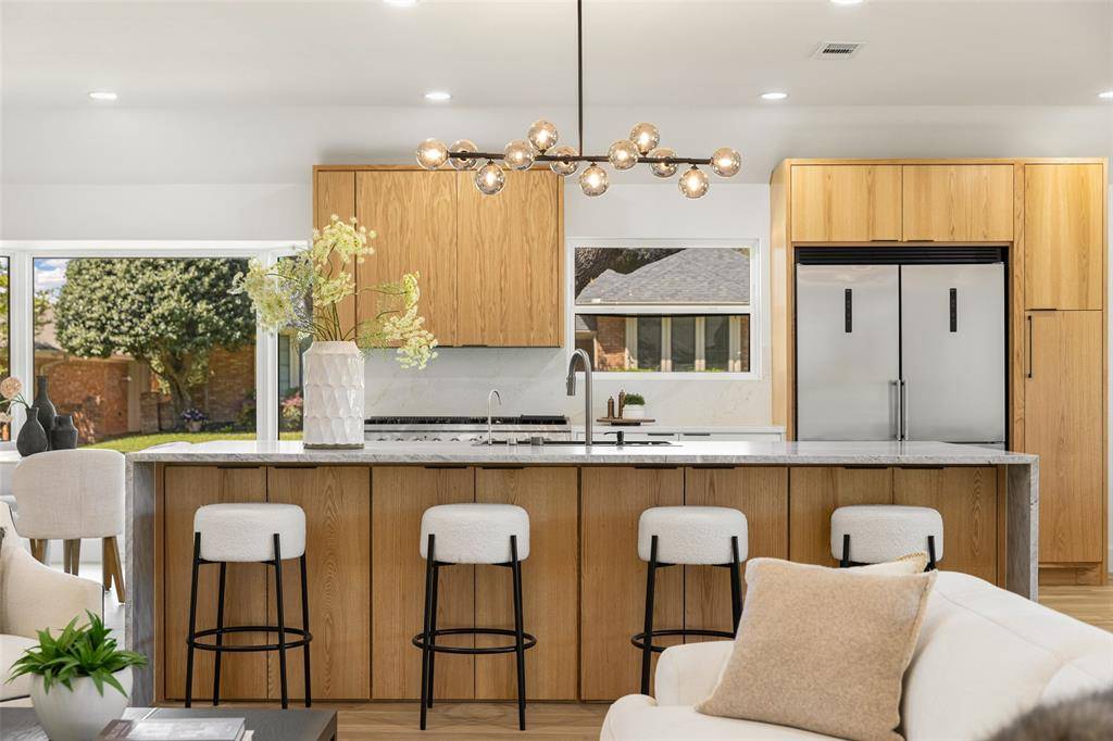 9204 Heatherdale Drive, Dallas, TX 75243