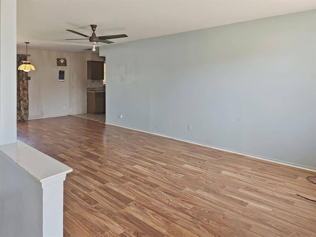 4557 Image Place, Dallas, TX 75211