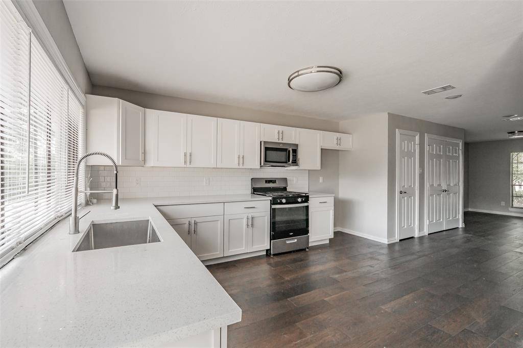 6422 Faircove Circle, Garland, TX 75043