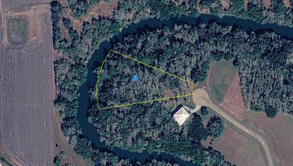 261 River Tree Drive, Bay City, TX 77419