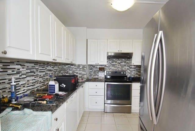 10 Sunny Glenway WAY #1703, Toronto C11, ON M3C 2Z3