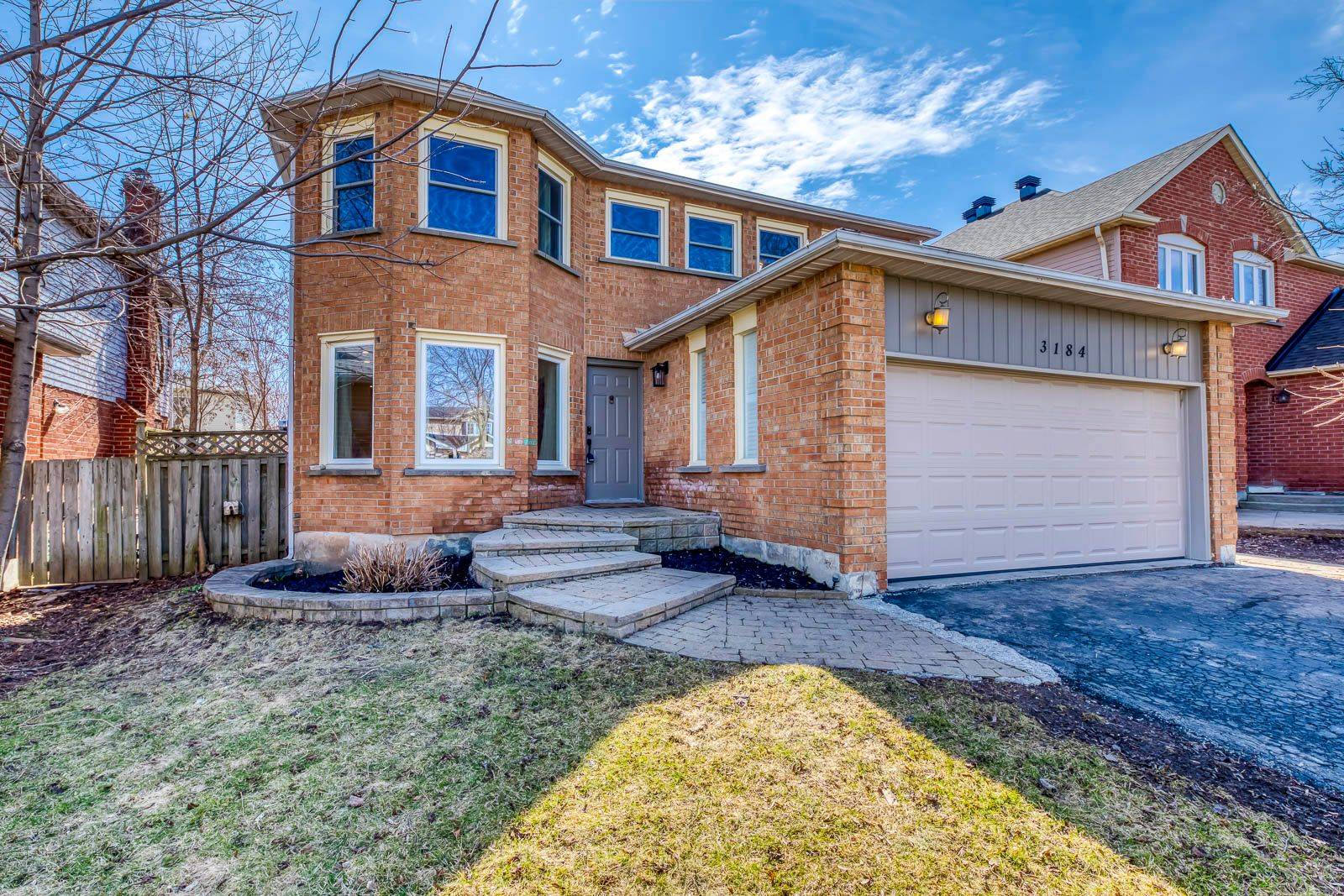 3184 Renton RD, Burlington, ON L7M 2W8