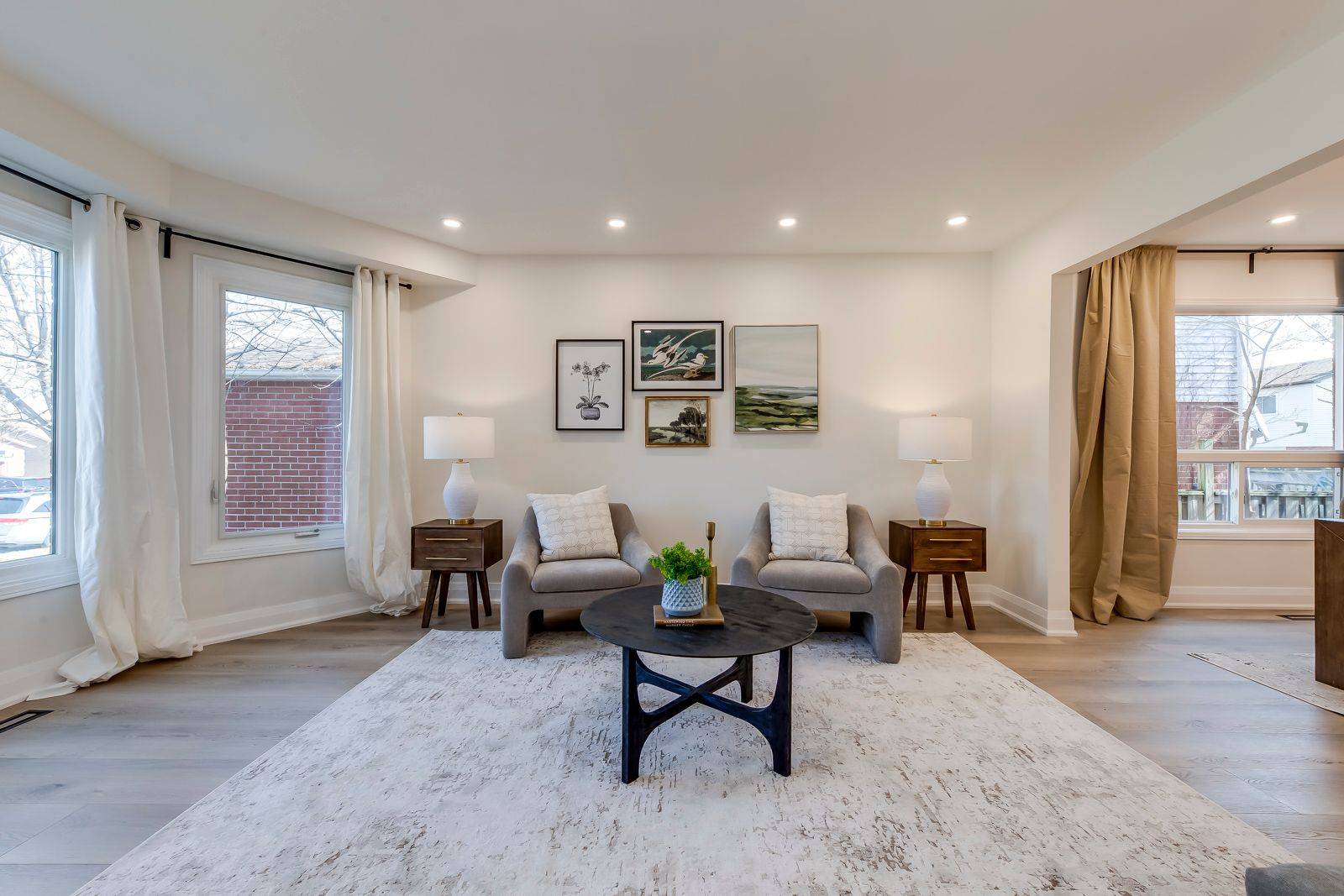 3184 Renton RD, Burlington, ON L7M 2W8