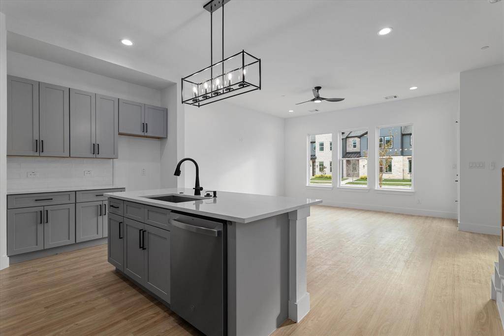 8918 Lowell Street, Rowlett, TX 75089