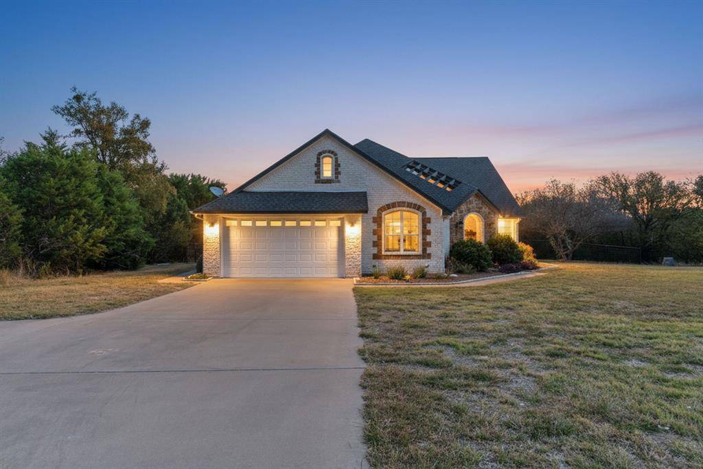 6525 Compass Way, Bluff Dale, TX 76433