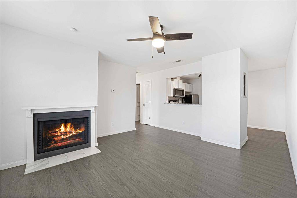 2200 E Trinity Mills Road #510, Carrollton, TX 75006