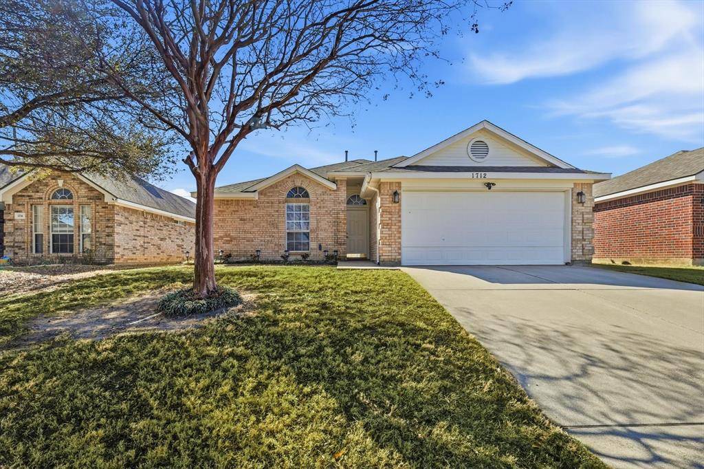 1712 Canyon Ridge, Fort Worth, TX 76131