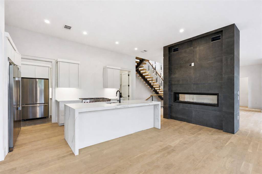 3624 N Fitzhugh Avenue, Dallas, TX 75204