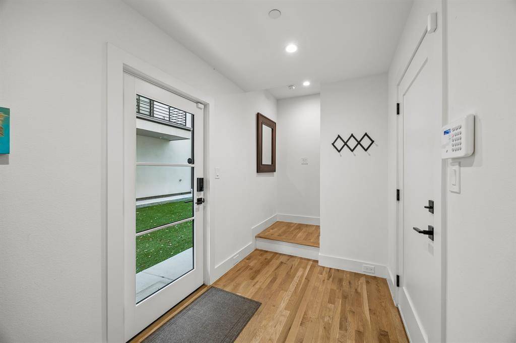 7207 Gaston Avenue #903, Dallas, TX 75214