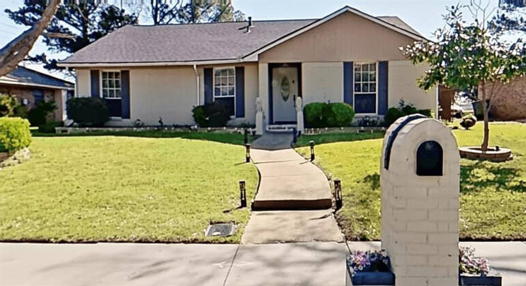 1923 Sierra Drive, Lewisville, TX 75077