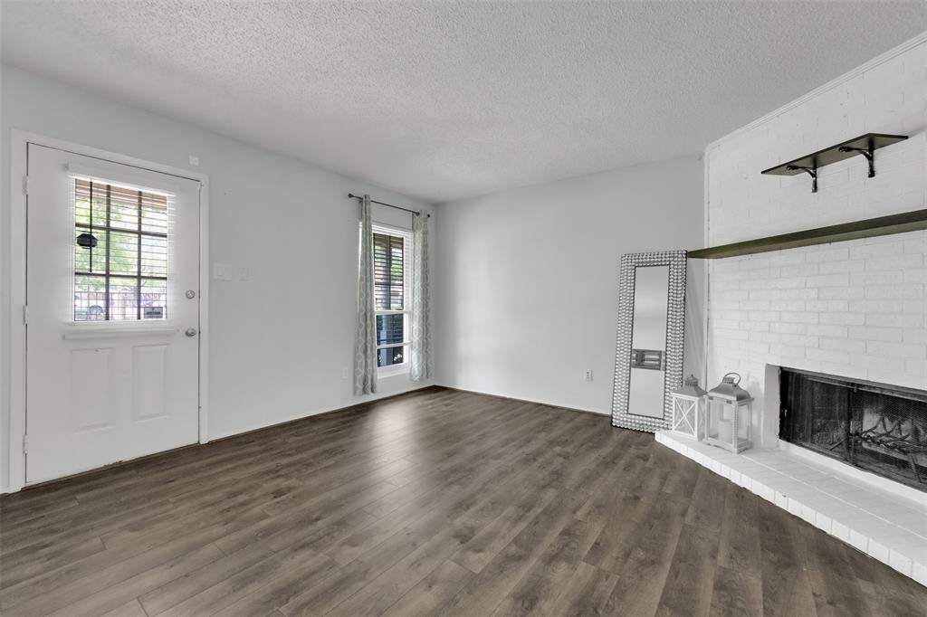 641 Carriagehouse Lane #7, Garland, TX 75040