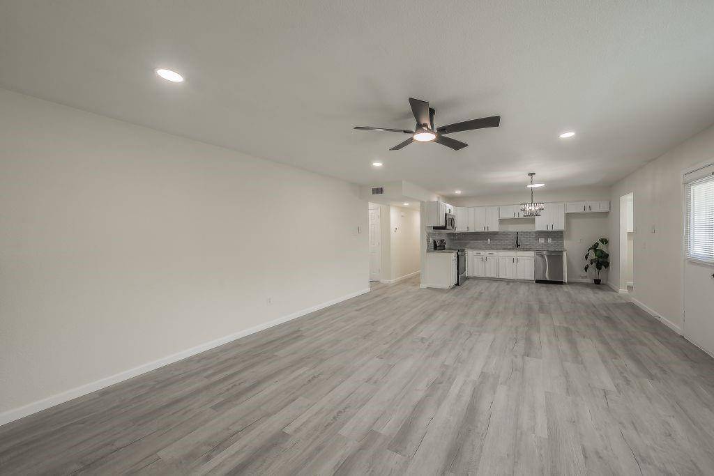 228 Blair Lane, Arlington, TX 76014