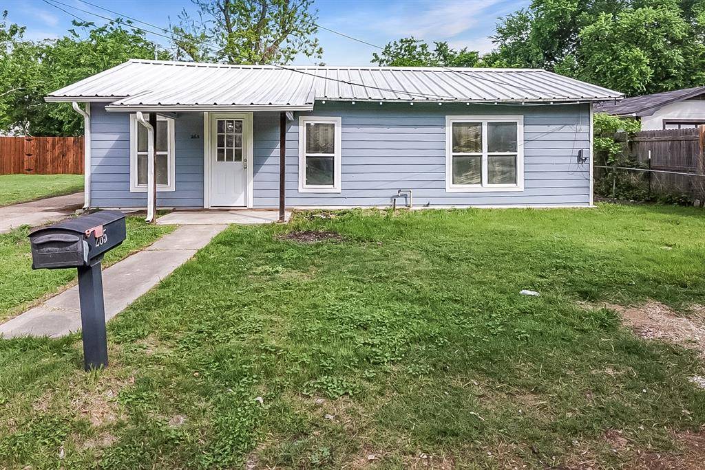 265 W Shirley Street, Stephenville, TX 76401