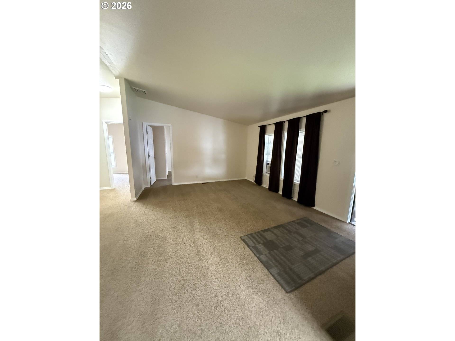 29720 Jeans RD #24, Veneta, OR 97487