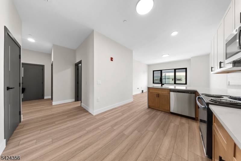 87 Mary St #506, Paterson City, NJ 07503