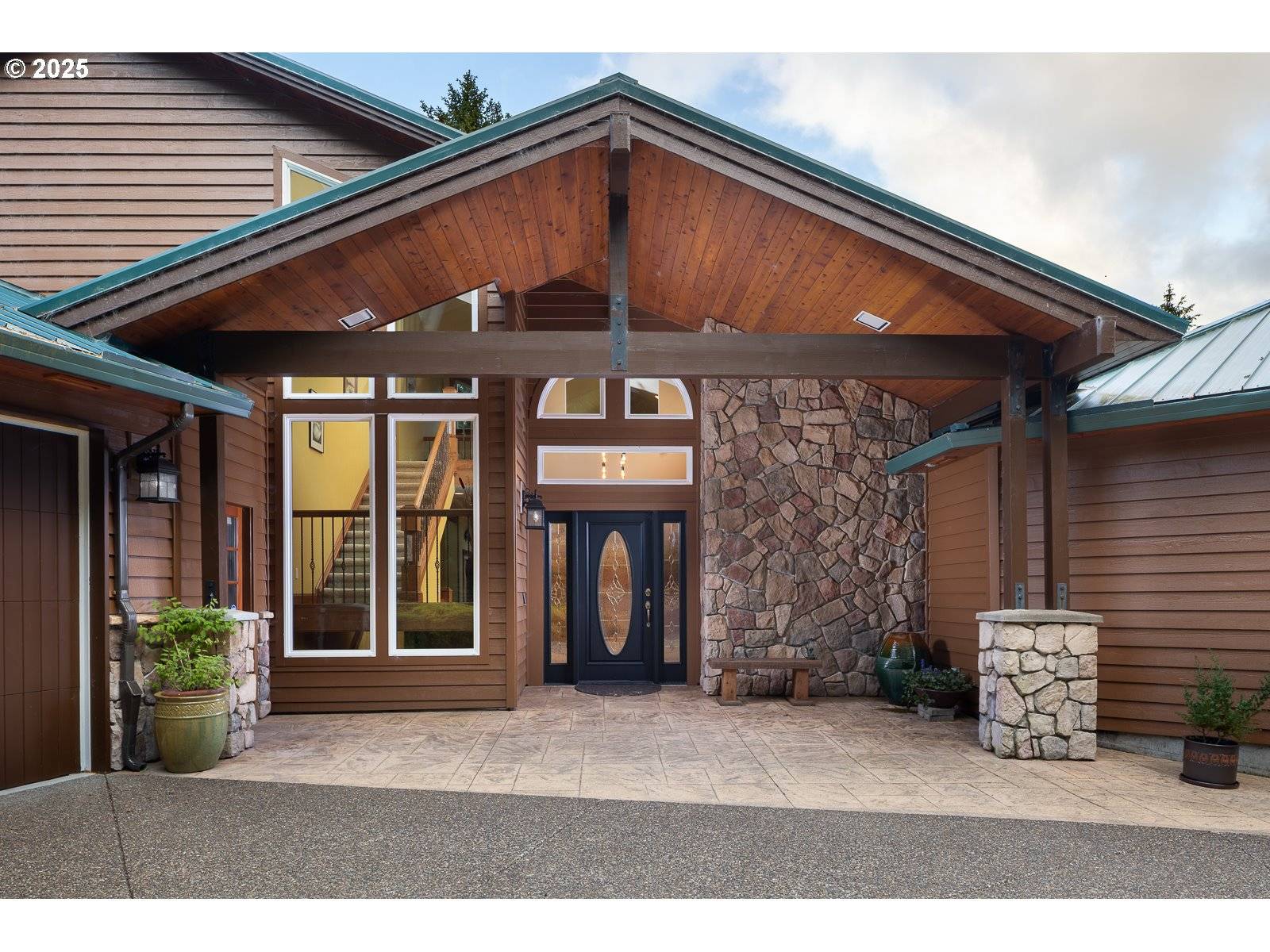 15570 CONDOR RD, Cloverdale, OR 97112