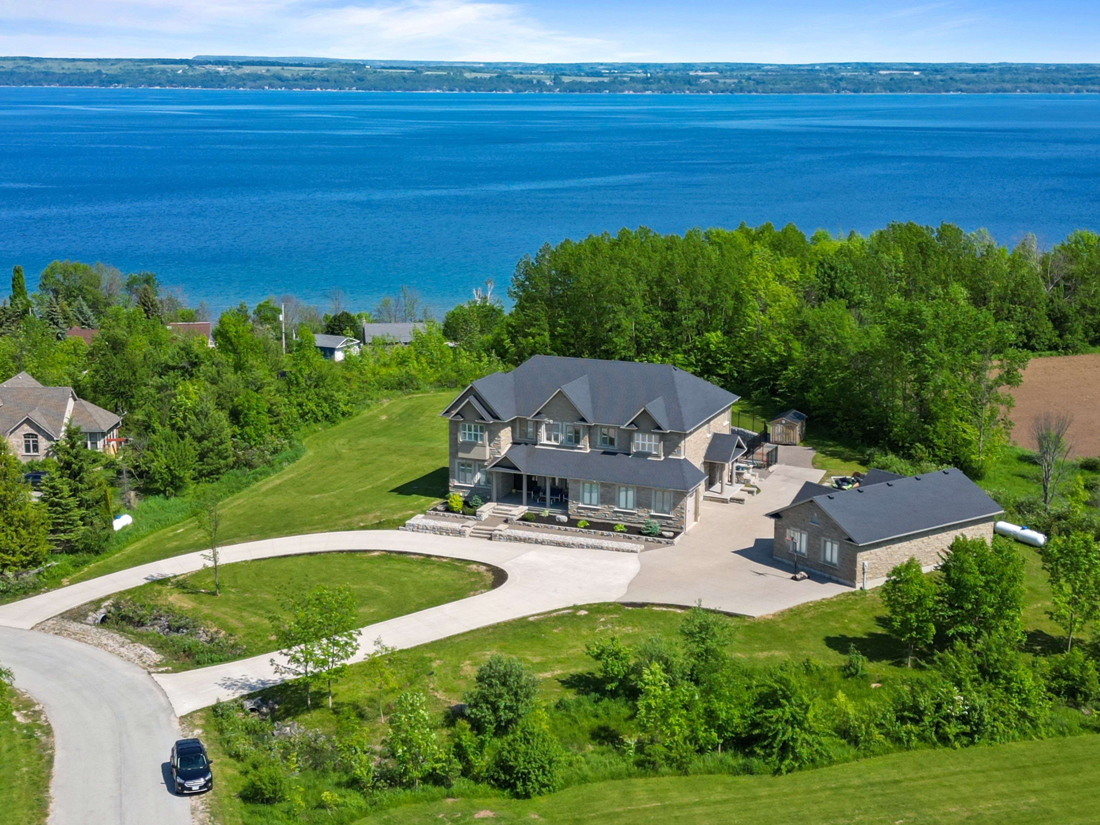 119 Ishwar DR, Georgian Bluffs, ON N0H 1S0
