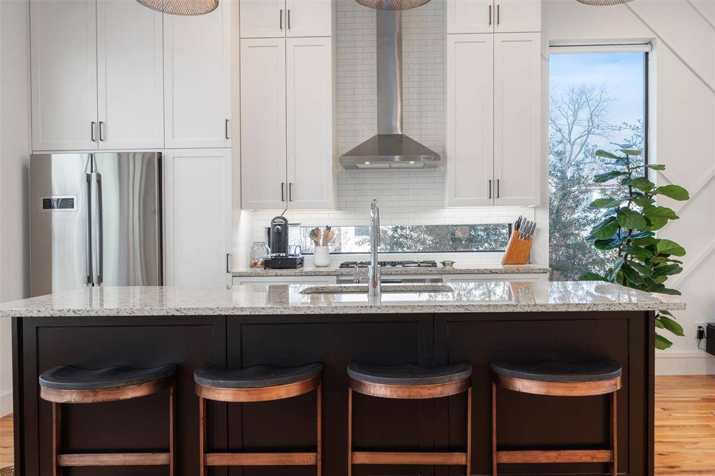 5912 Lindell Avenue #101, Dallas, TX 75206