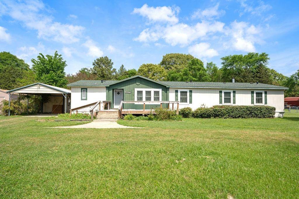 21133 Joe Paul Lane, Chandler, TX 75758