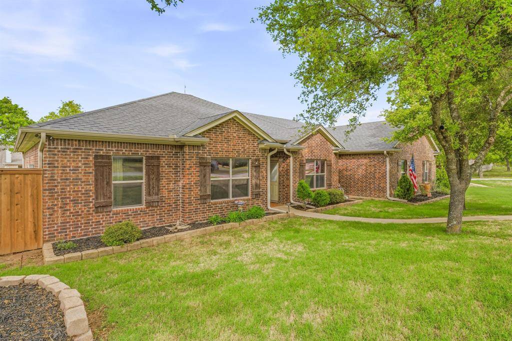 104 Canter Lane Drive, Stephenville, TX 76401