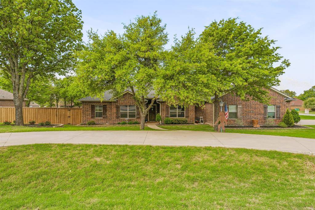 104 Canter Lane Drive, Stephenville, TX 76401