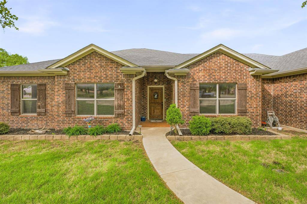 104 Canter Lane Drive, Stephenville, TX 76401