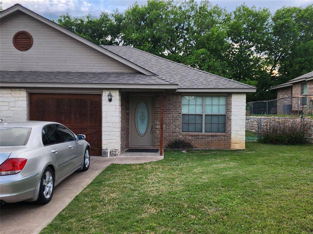 151 N Meadows Drive N, Granbury, TX 76048