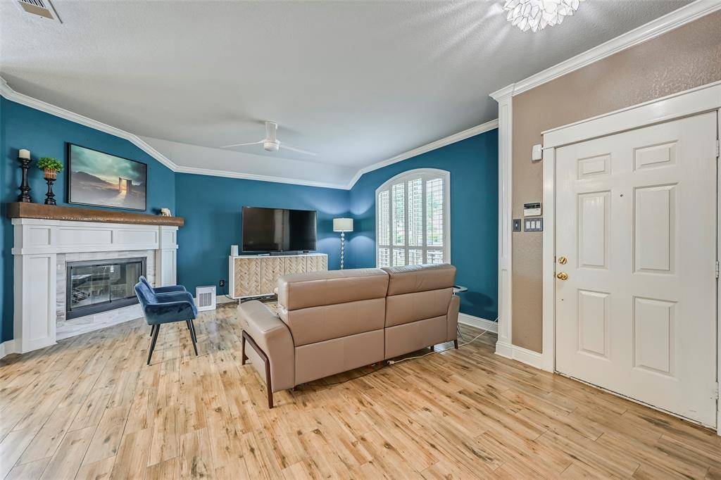 1224 Old Oak Drive, Cedar Hill, TX 75104