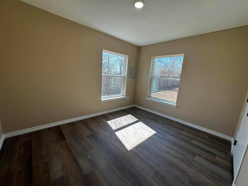 210 Reta Street, Stephenville, TX 76401