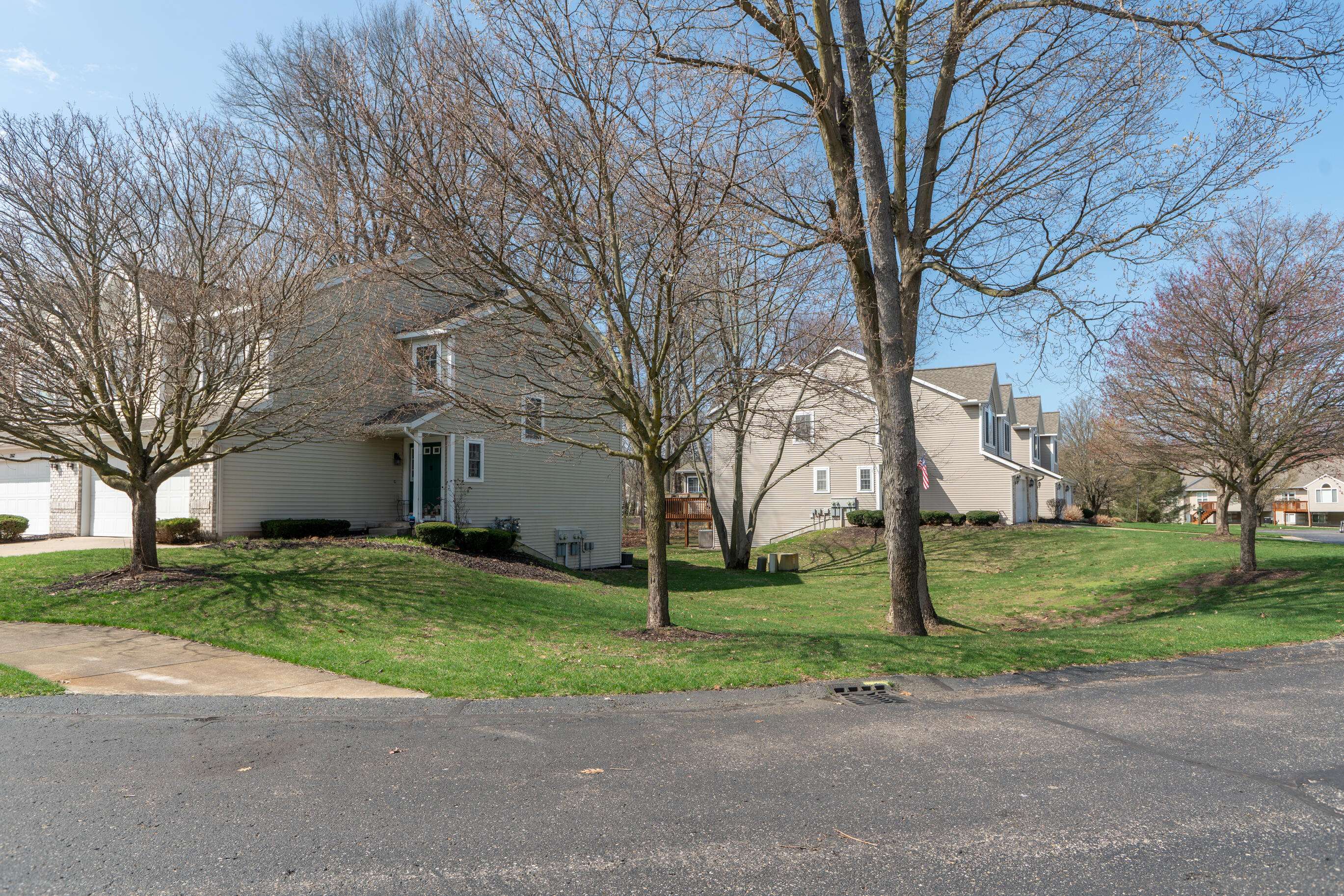 12670 Broadmoor PL, Grand Haven Twp, MI 49417