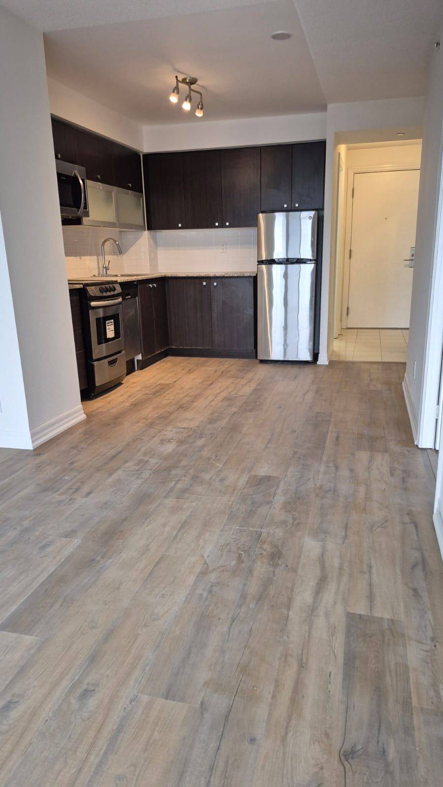 275 Yorkland RD #2707, Toronto C15, ON M2J 0B4