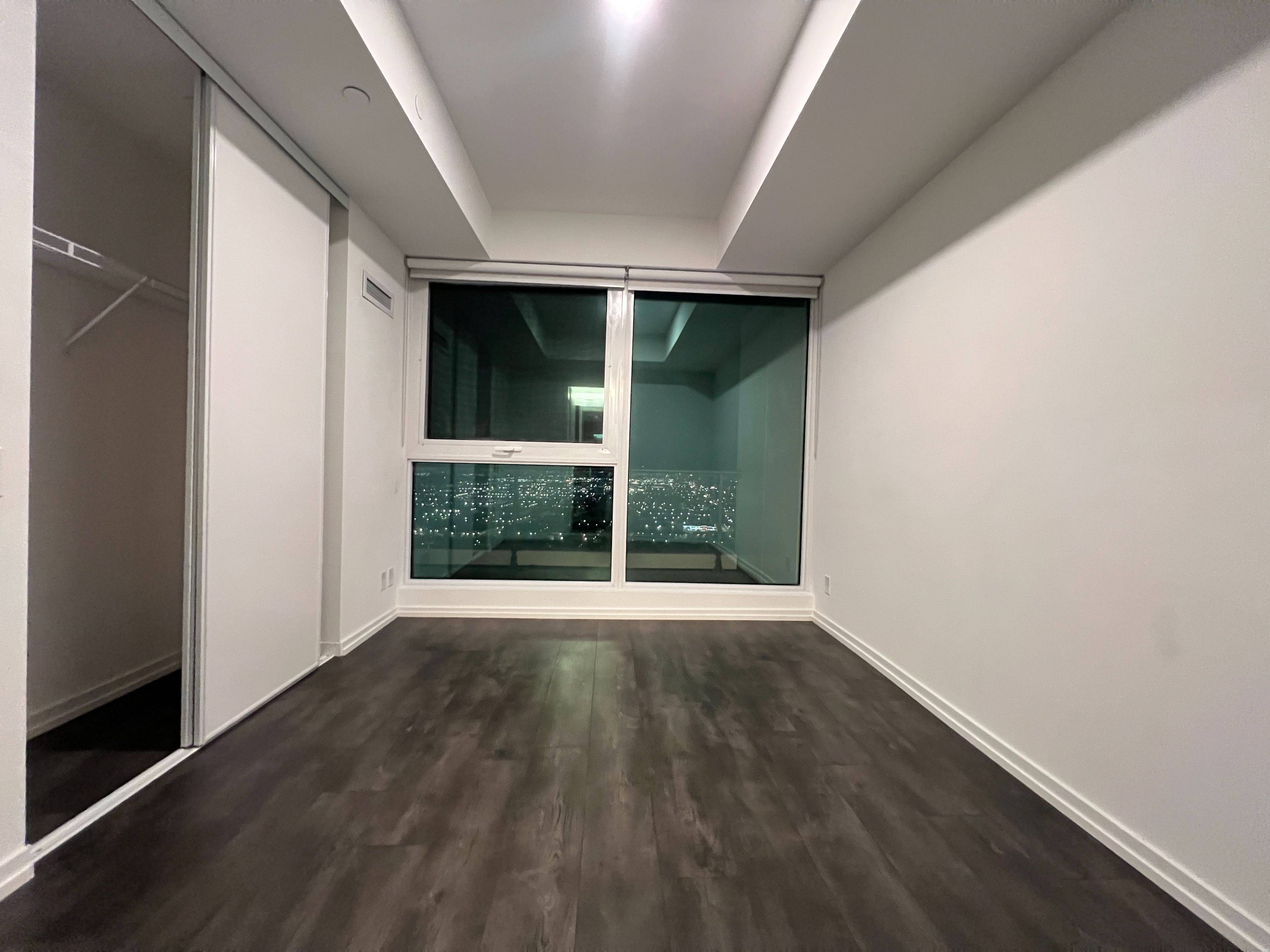 1000 Portage Pkwy #4211, Vaughan, ON L4K 0L1