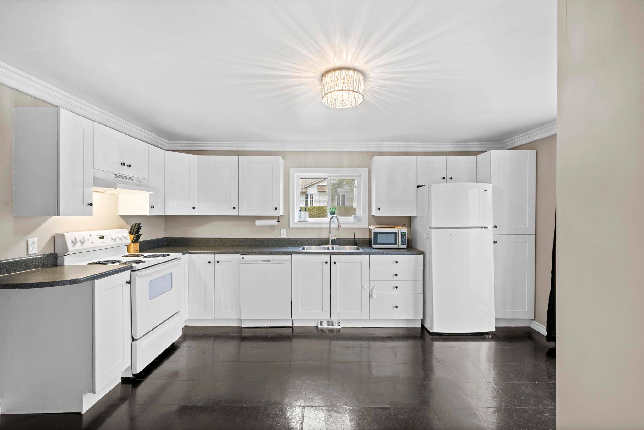 131 Mcdonald ST, Carleton Place, ON K7C 3R4