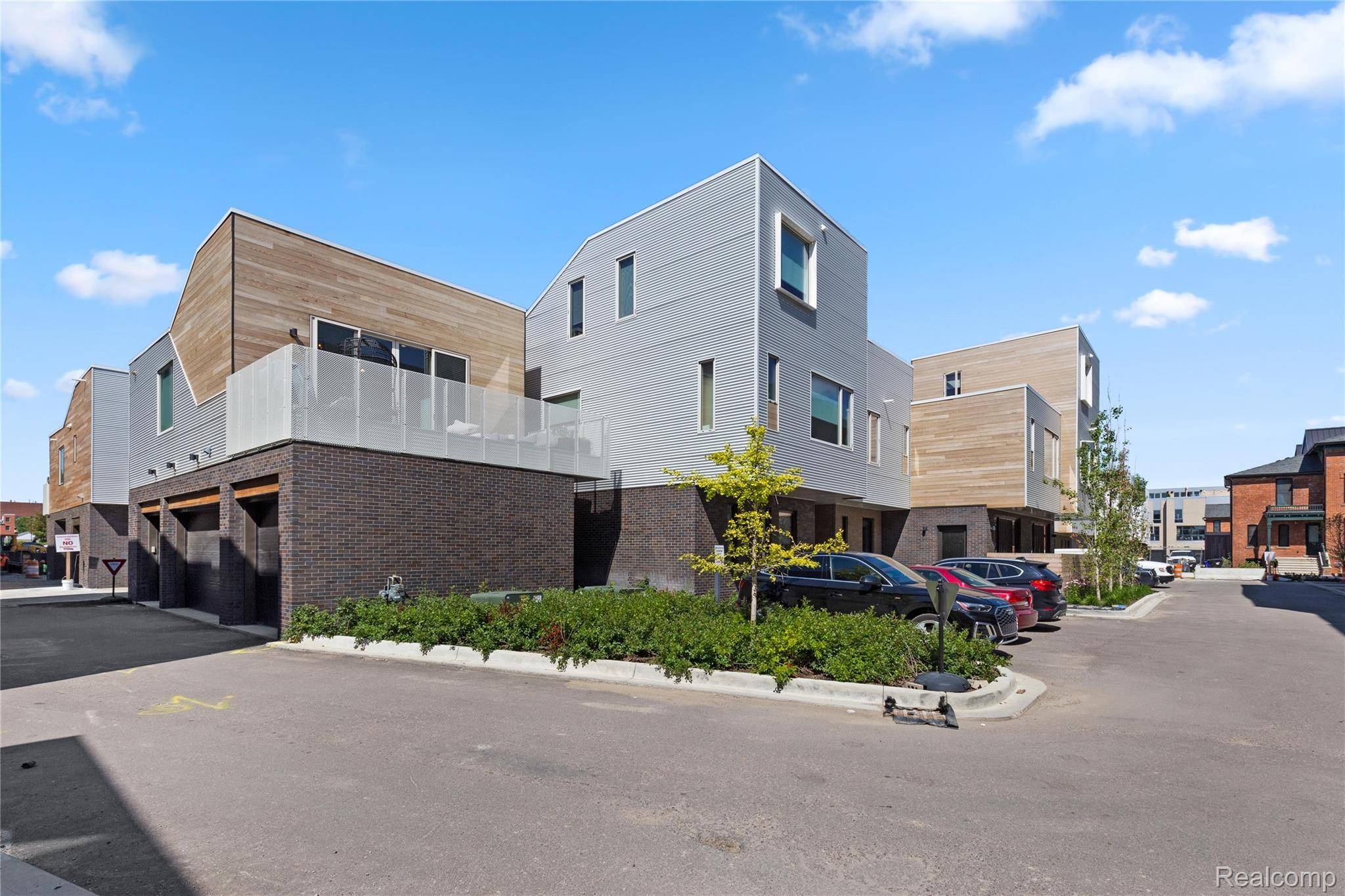 2820 John R ST, Detroit, MI 48201