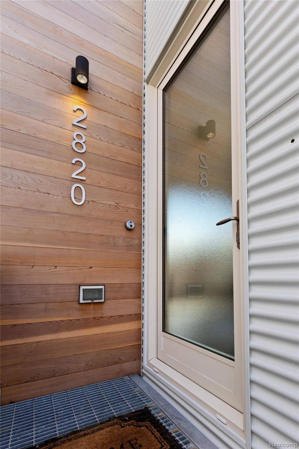 2820 John R ST, Detroit, MI 48201