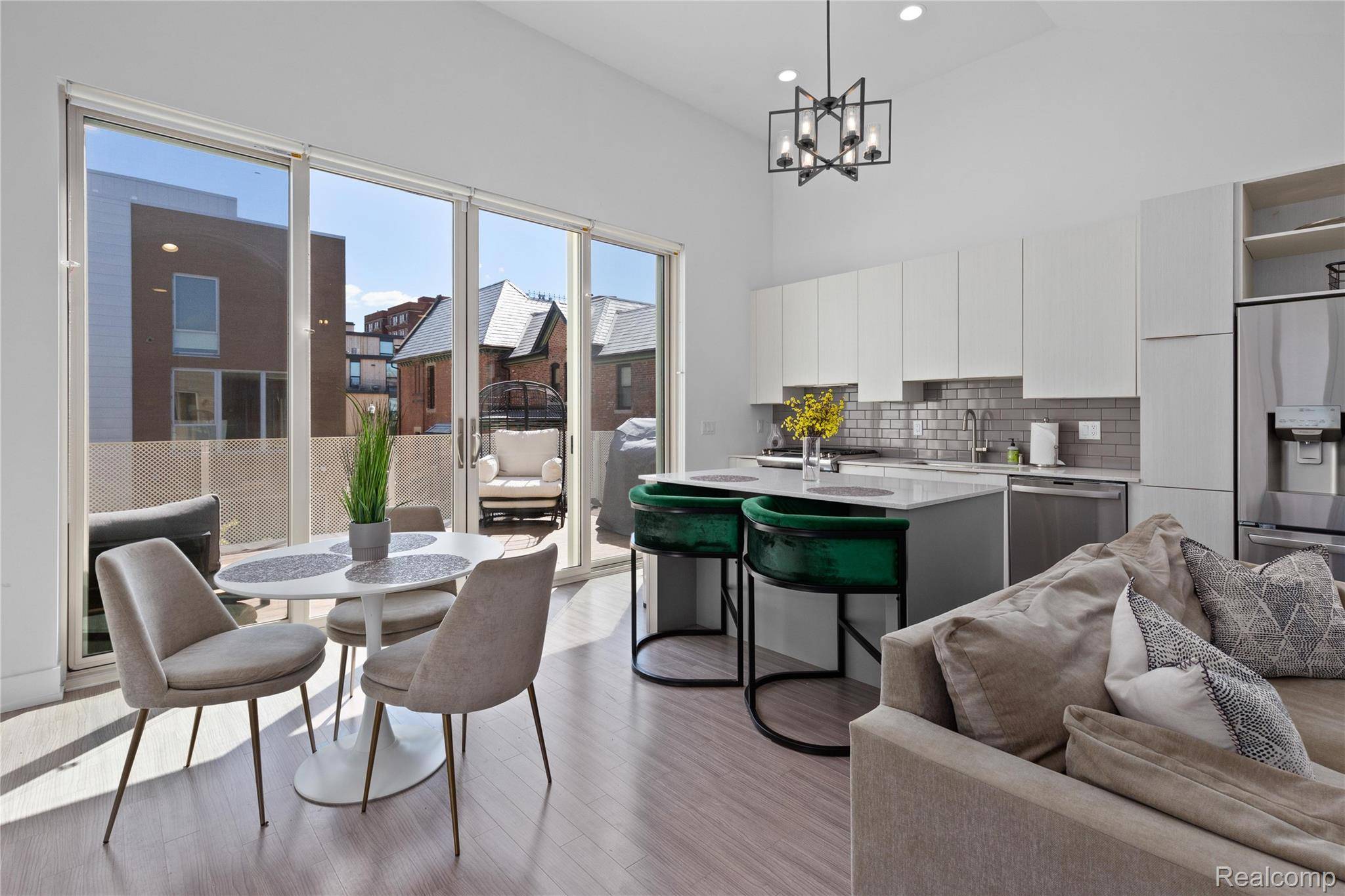 2820 John R ST, Detroit, MI 48201